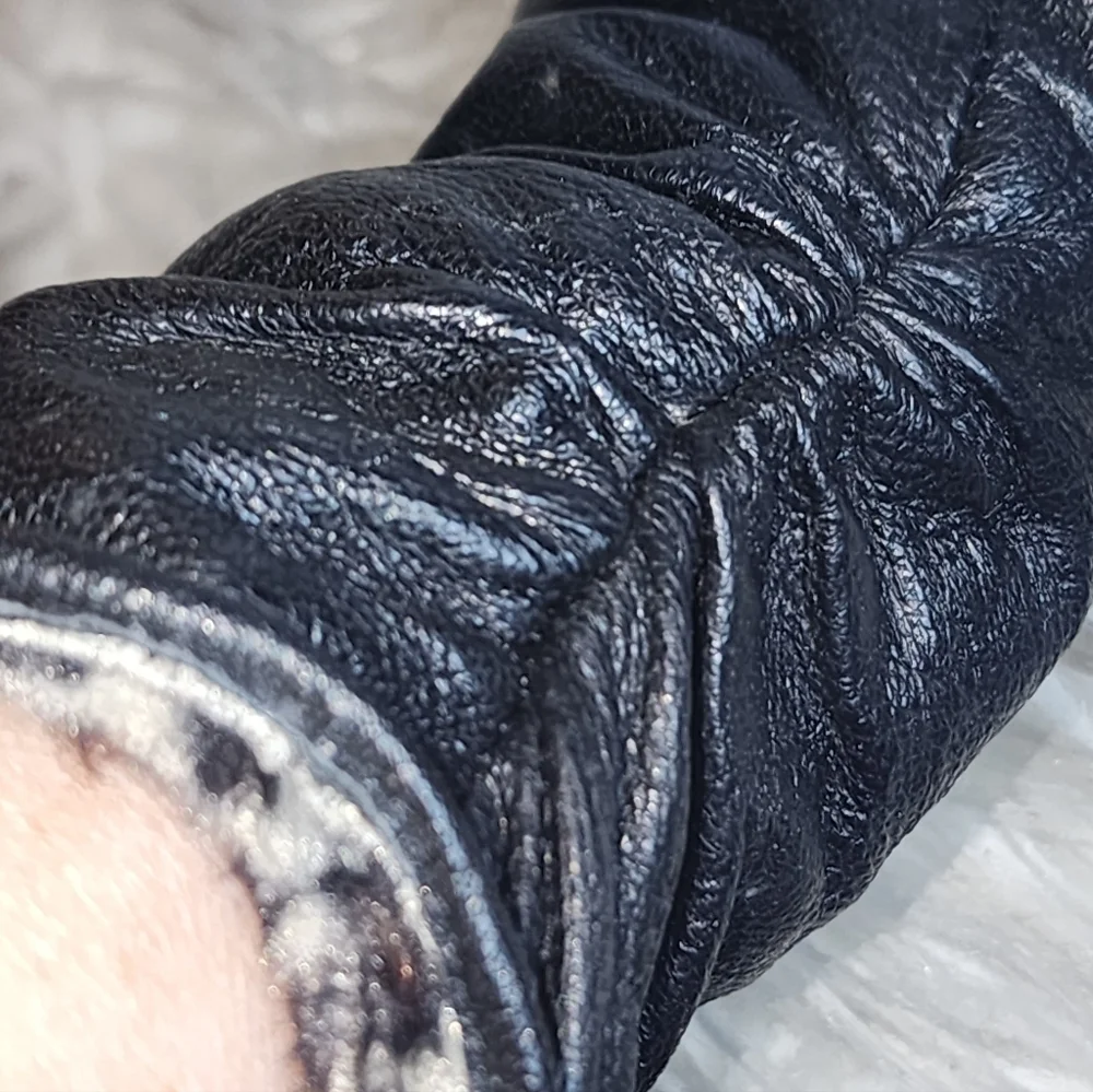 Renees NYC Black Leather Loves With Snow Leopard Lining NWT